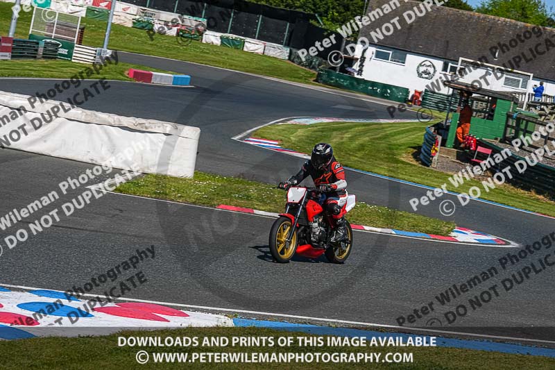 enduro digital images;event digital images;eventdigitalimages;mallory park;mallory park photographs;mallory park trackday;mallory park trackday photographs;no limits trackdays;peter wileman photography;racing digital images;trackday digital images;trackday photos